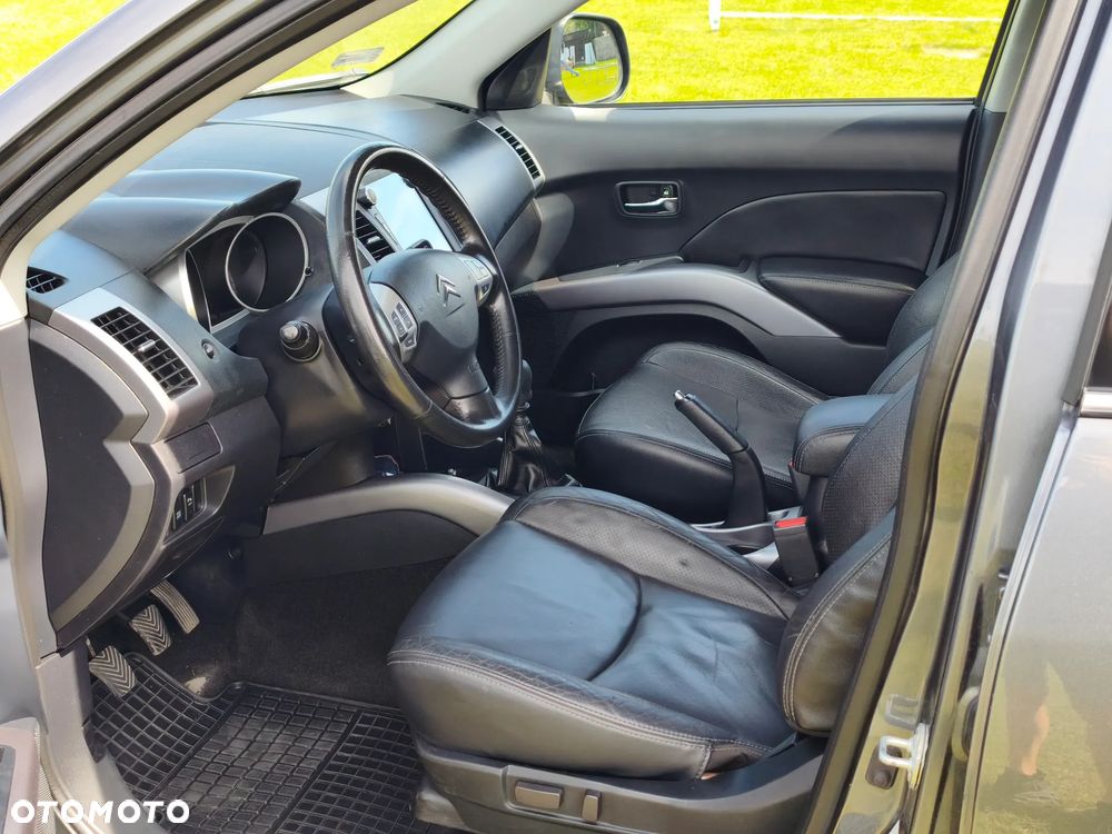 Citroën C-Crosser 2.2 HDi Exclusive - 26