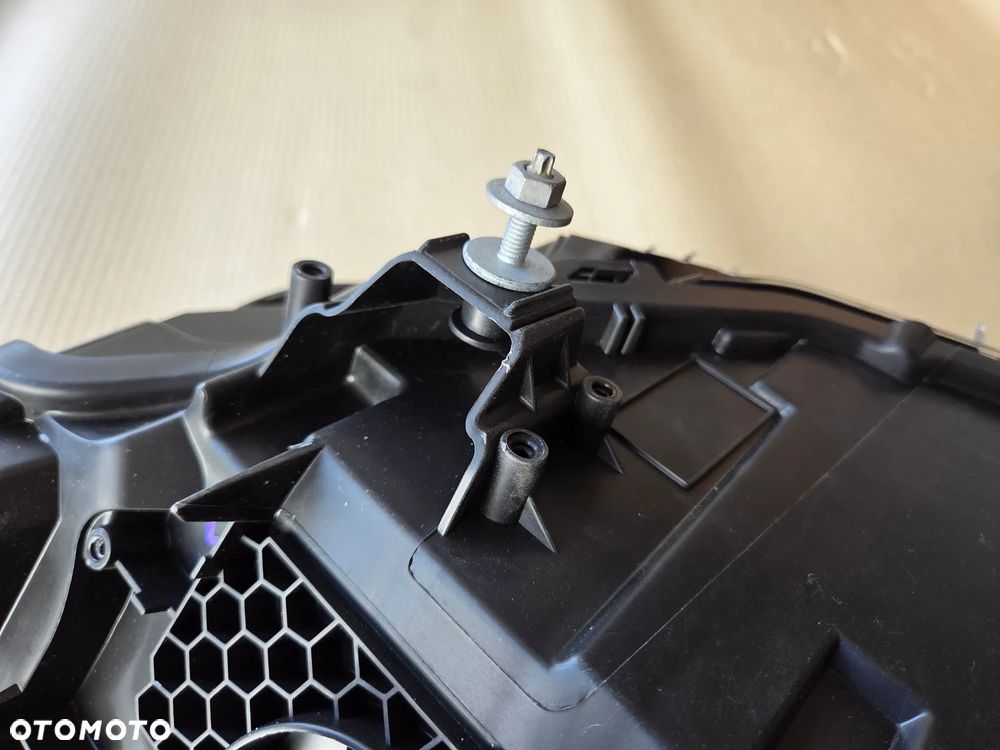 Lampa przednia prawa Full Led Peugeot 208 II 2008 II - 11