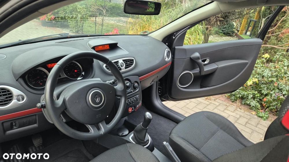 Renault Clio 1.2 16V TCE S - 7