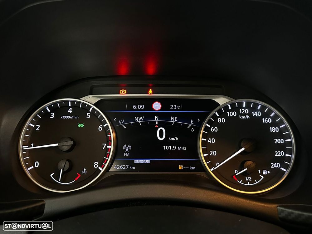 Nissan Juke 1.0 DIG-T Tekna - 21