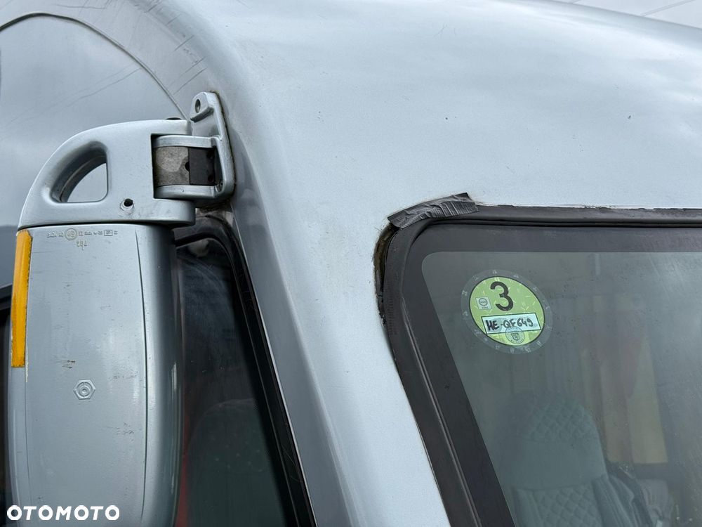 Mercedes-Benz RMB - 20