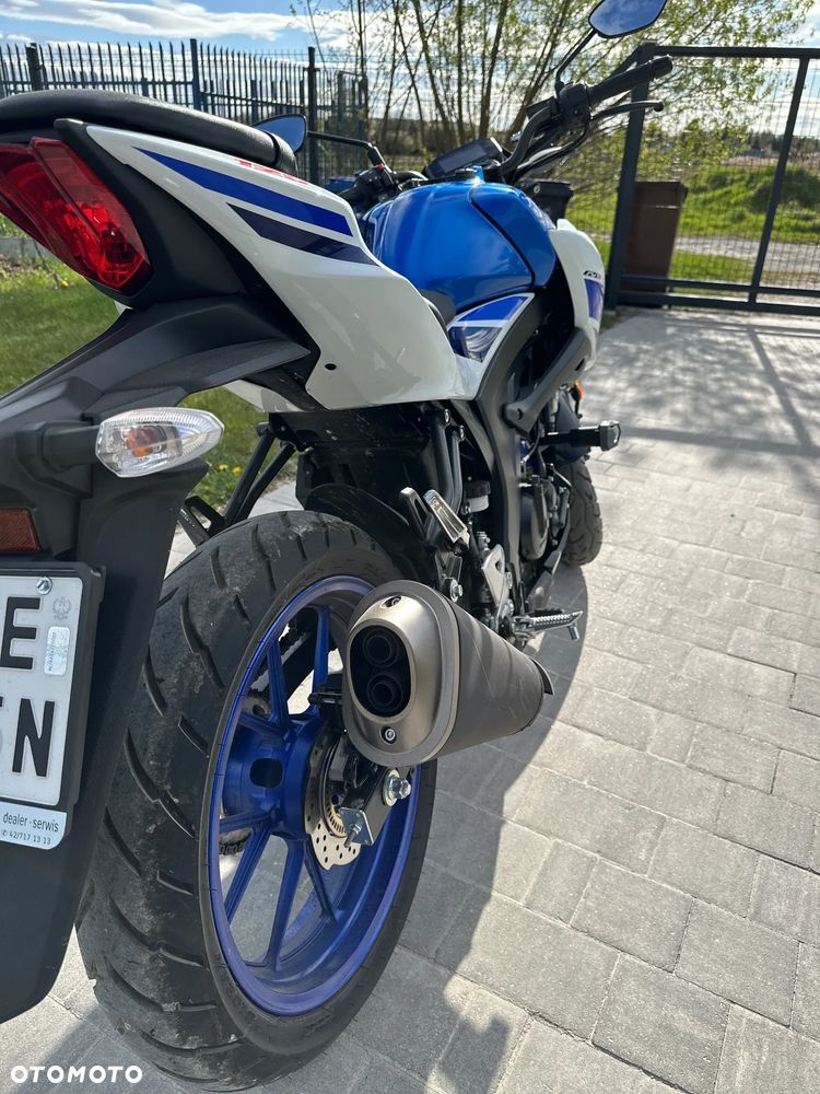 Suzuki GSX - 6