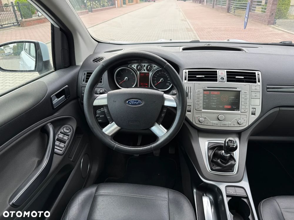 Ford Kuga - 20