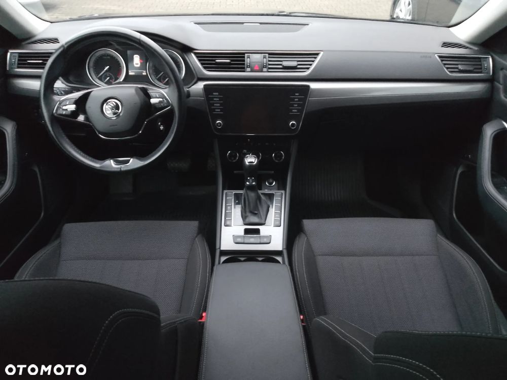 Skoda Superb 2.0 TDI SCR Style DSG - 18