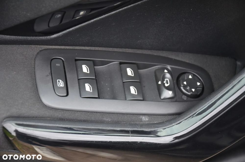 Peugeot 208 PureTech 110 Stop & Start EAT6 Allure - 24