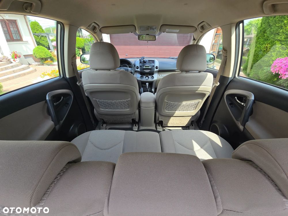 Toyota RAV4 2.0 VVT-i Sol - 15