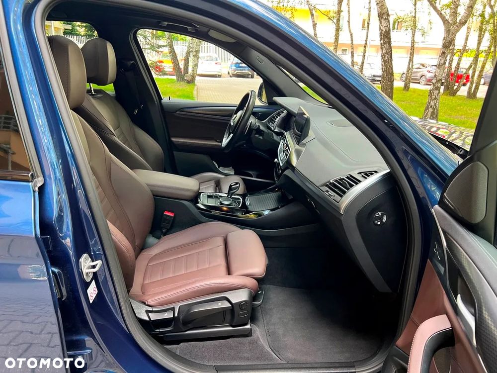 BMW X3 - 25
