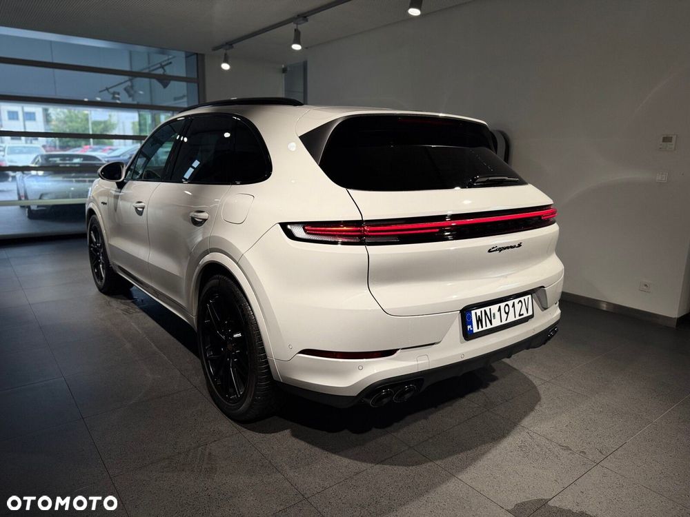 Porsche Cayenne - 7