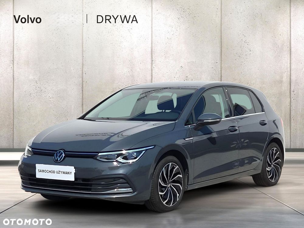 Volkswagen Golf - 1