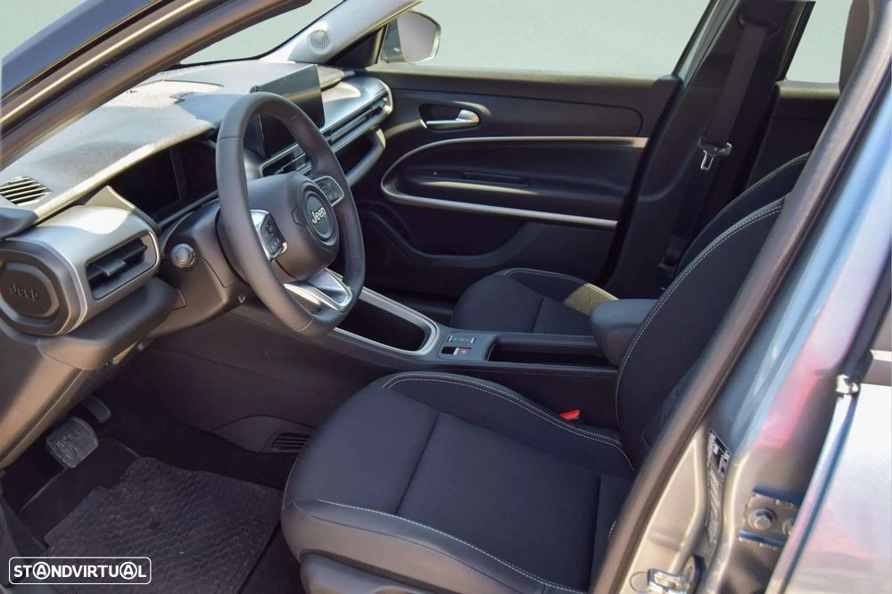 Jeep Avenger 54 kWh Summit Plus - 43