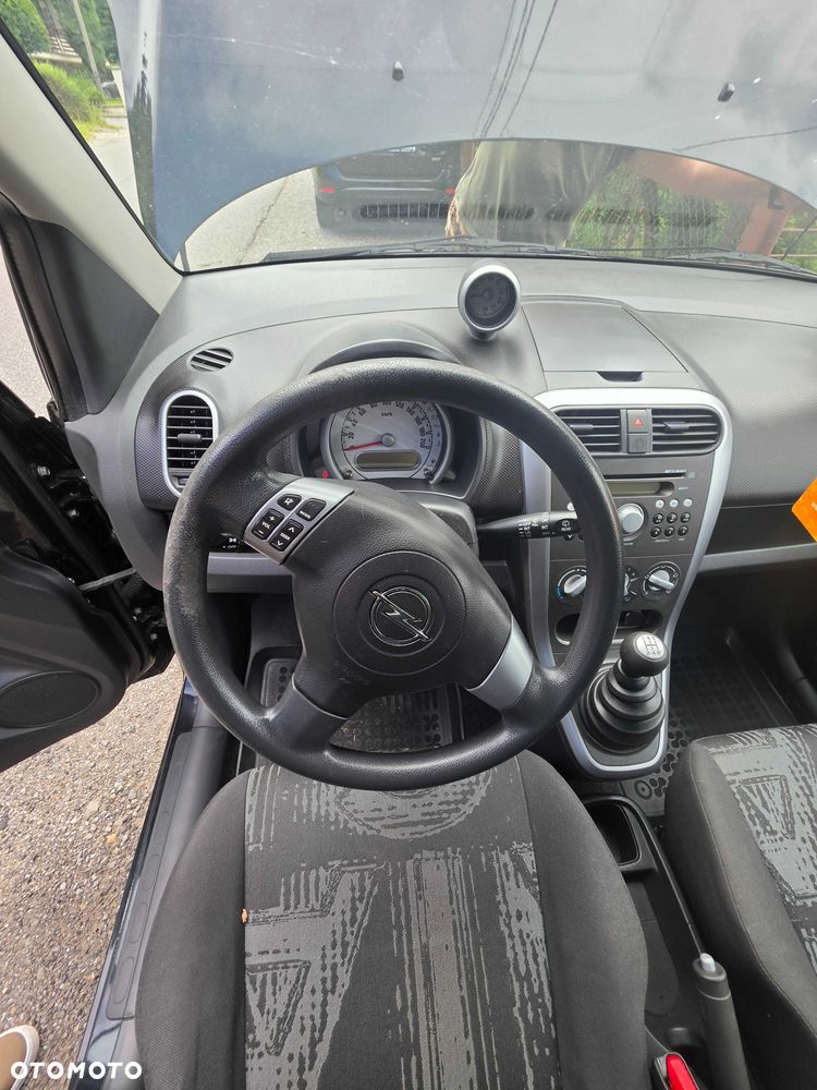 Opel Agila - 8
