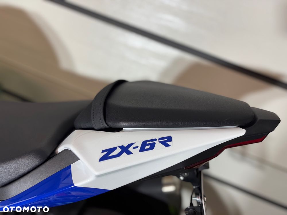Kawasaki ZX - 22