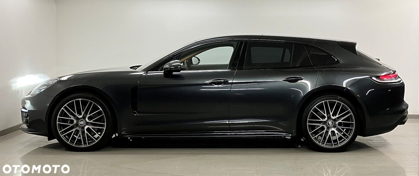 Porsche Panamera - 2