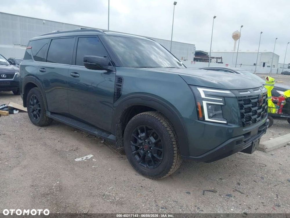 Nissan Armada - 7