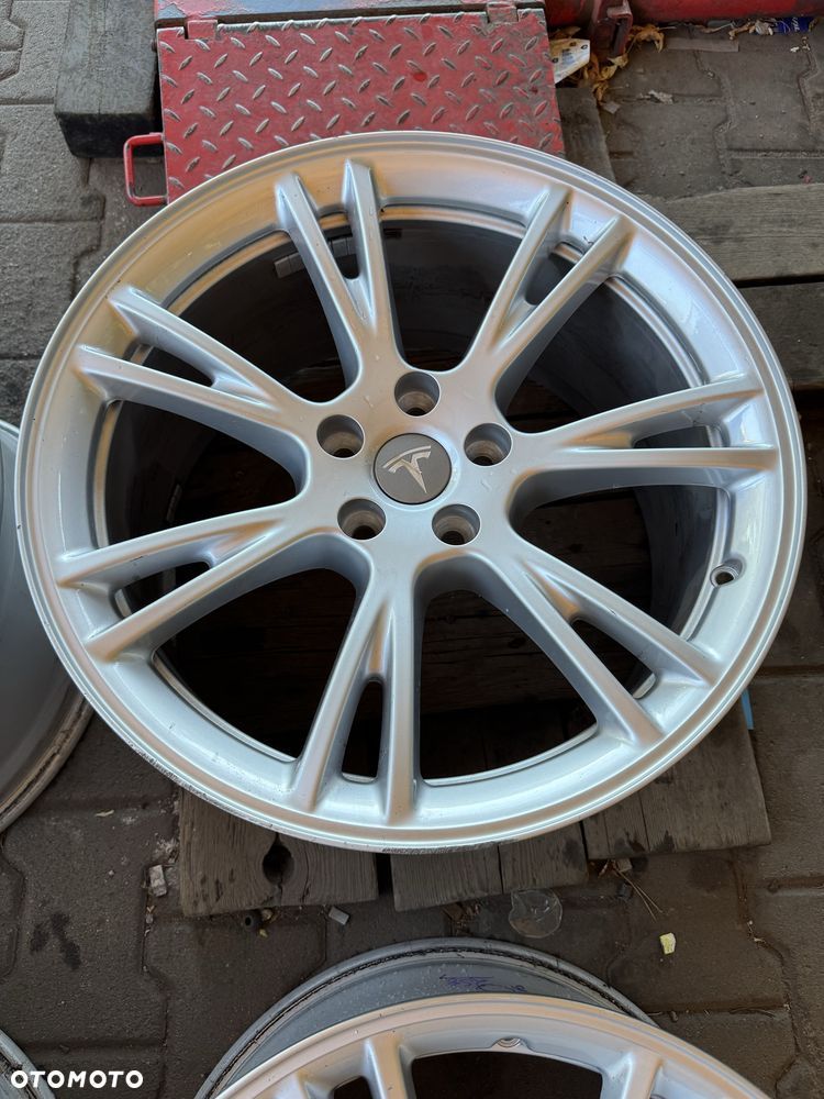 Felgi aluminiowe oryginał Tesla 5x114,3 9,5x19 et45 - 8