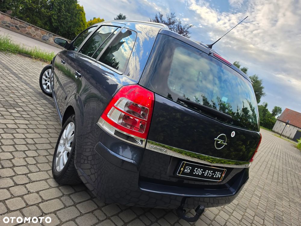 Opel Zafira 1.8 Innovation 110 Jahre - 11