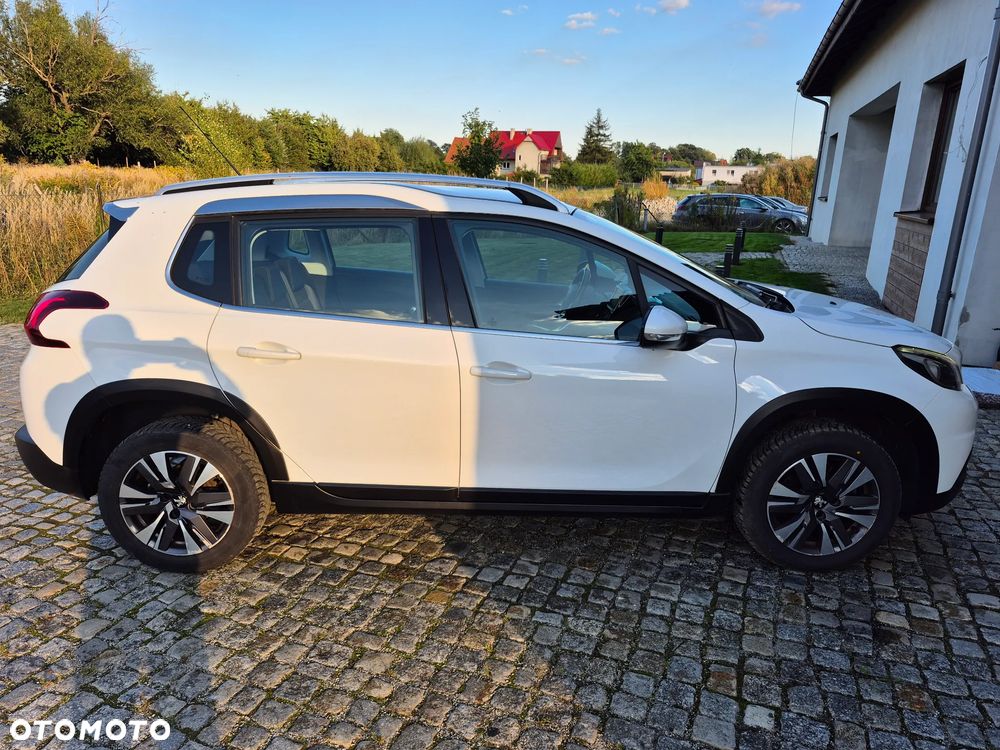 Peugeot 2008 1.6 BlueHDi Allure - 16