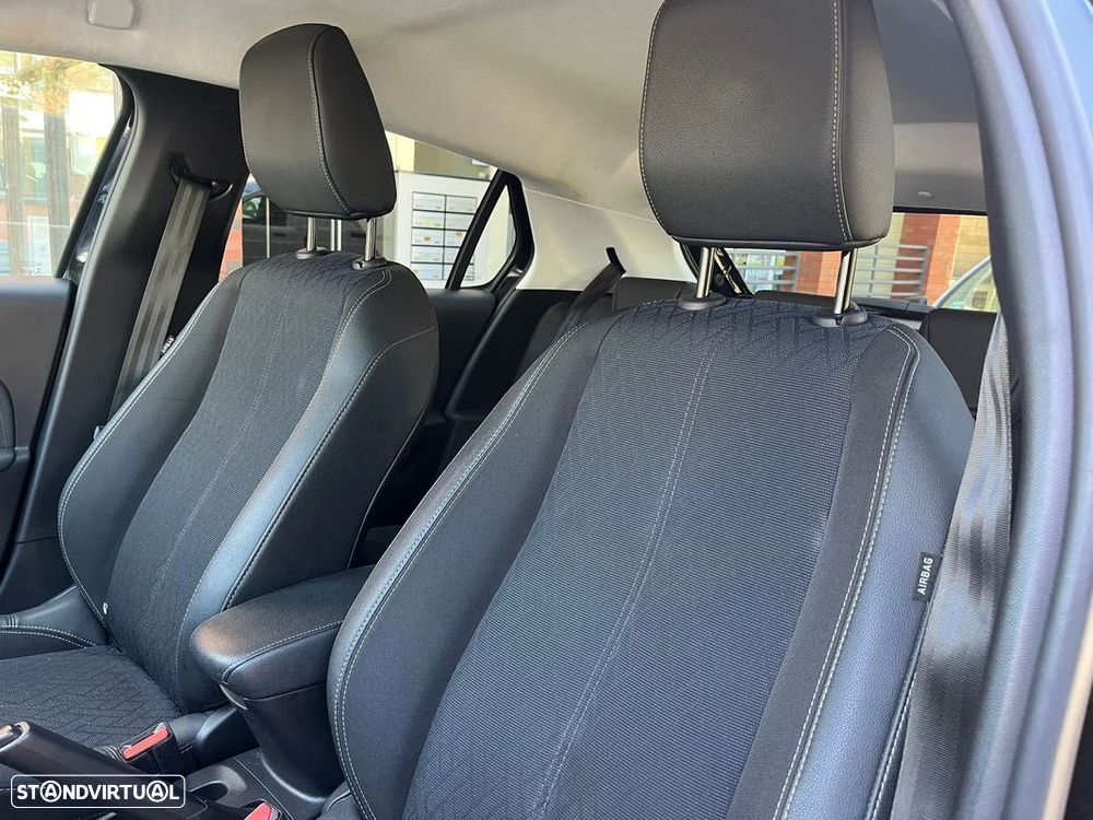 Opel Corsa 1.5 D Elegance - 22