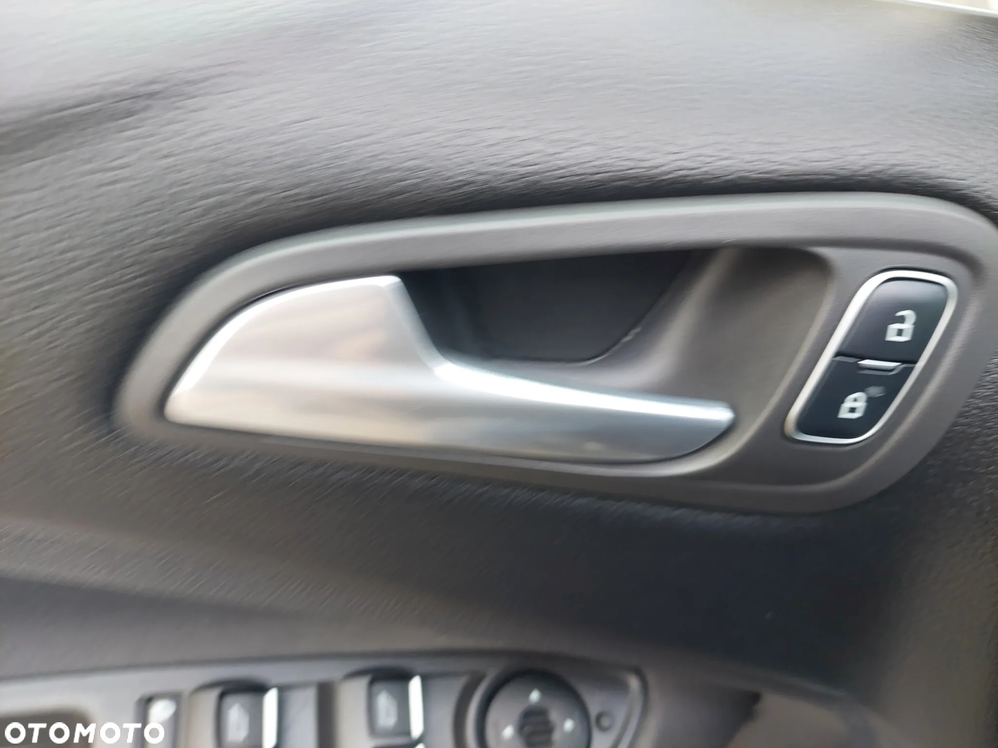 Ford Grand C-MAX 1.5 EcoBoost Start-Stopp-System Business Edition - 11