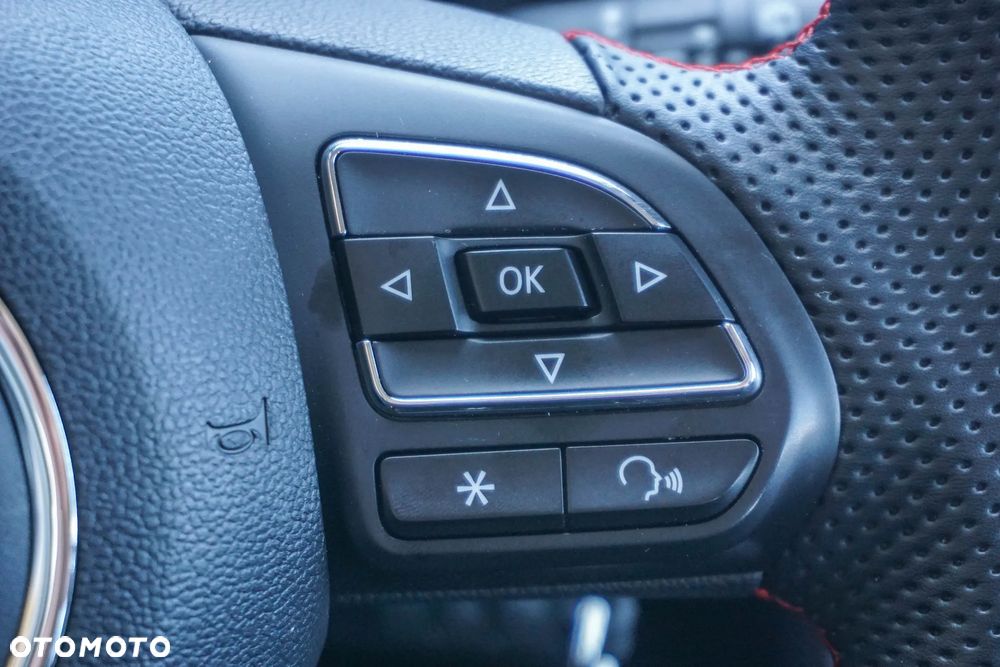 MG ZS 1.5 VTi-Tech Exclusive - 13