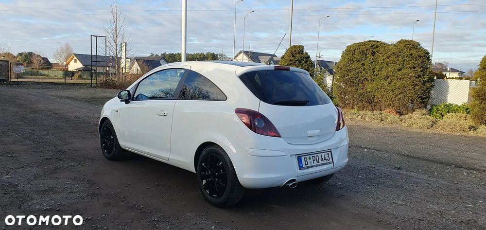 Opel Corsa 1.2 16V Cosmo EasyTronic - 2