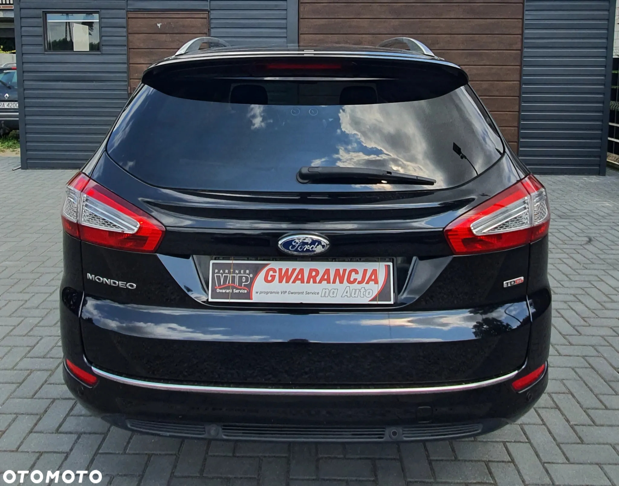 Ford Mondeo 2.0 TDCi Titanium - 14