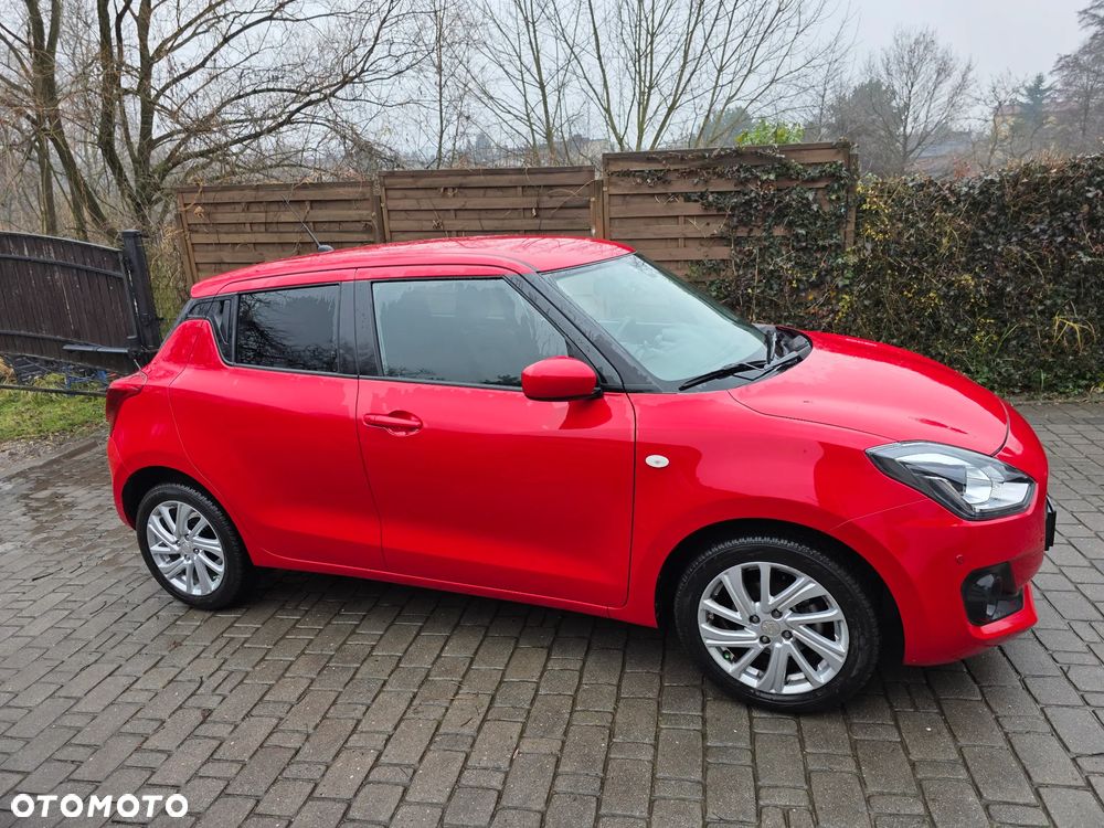Suzuki Swift 1.2 Dualjet SHVS Premium CVT - 1