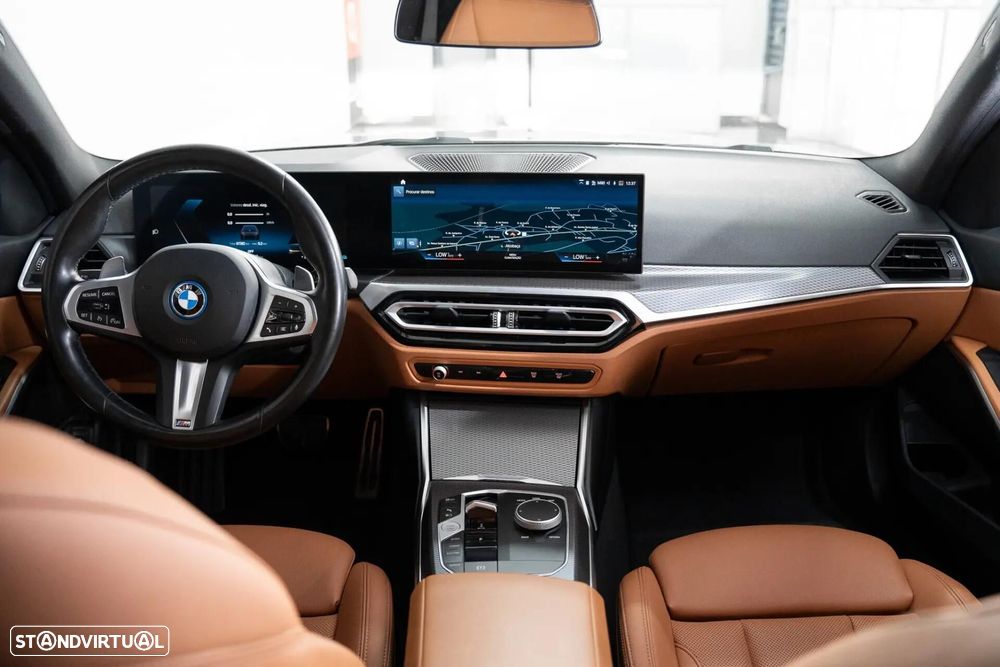BMW 320 e Pack Desportivo M Auto - 14