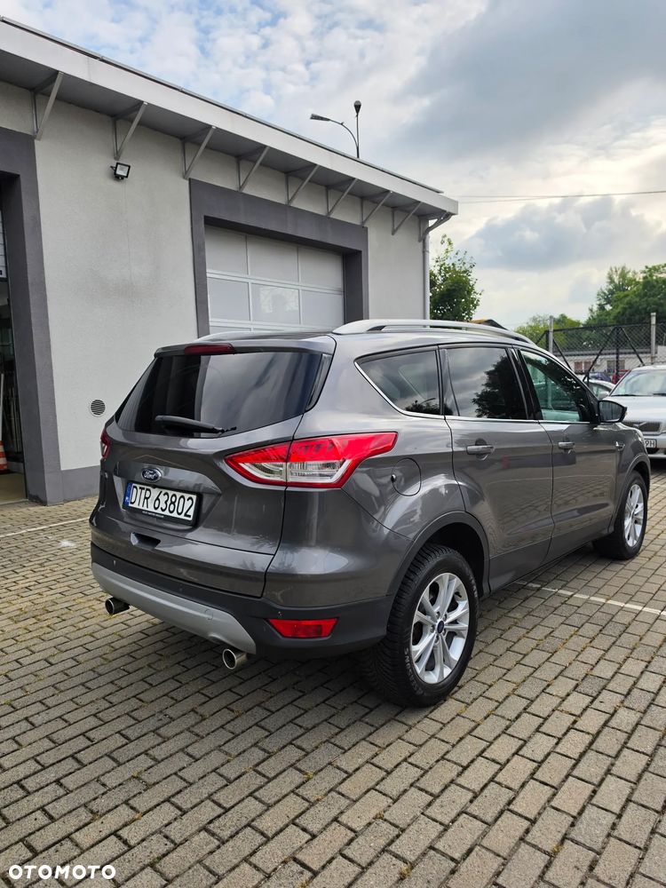 Ford Kuga 2.0 TDCi 4WD Titanium - 4