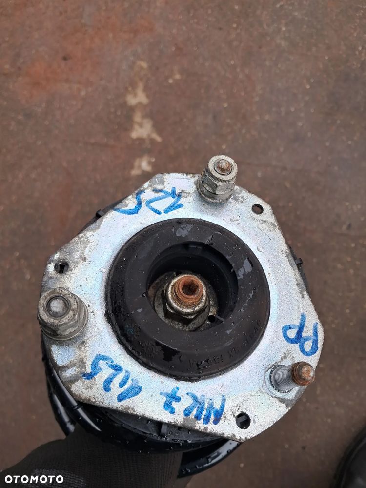 Ford Fiesta MK7 1.25 lift mc person prawy przód - 2