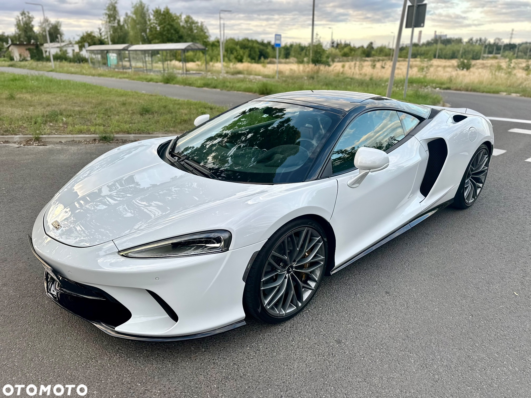 McLaren GT Standard - 3