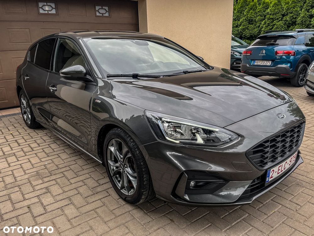 Ford Focus 1.0 EcoBoost Start-Stopp-System ST-LINE STYLE - 2