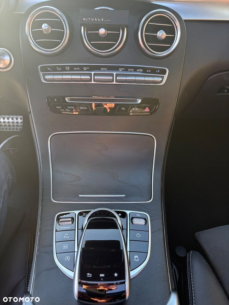 Mercedes-Benz GLC 250 4-Matic - 22