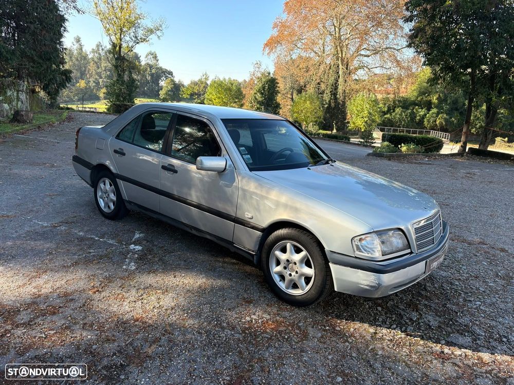 Mercedes-Benz C 220 D Elegance - 2