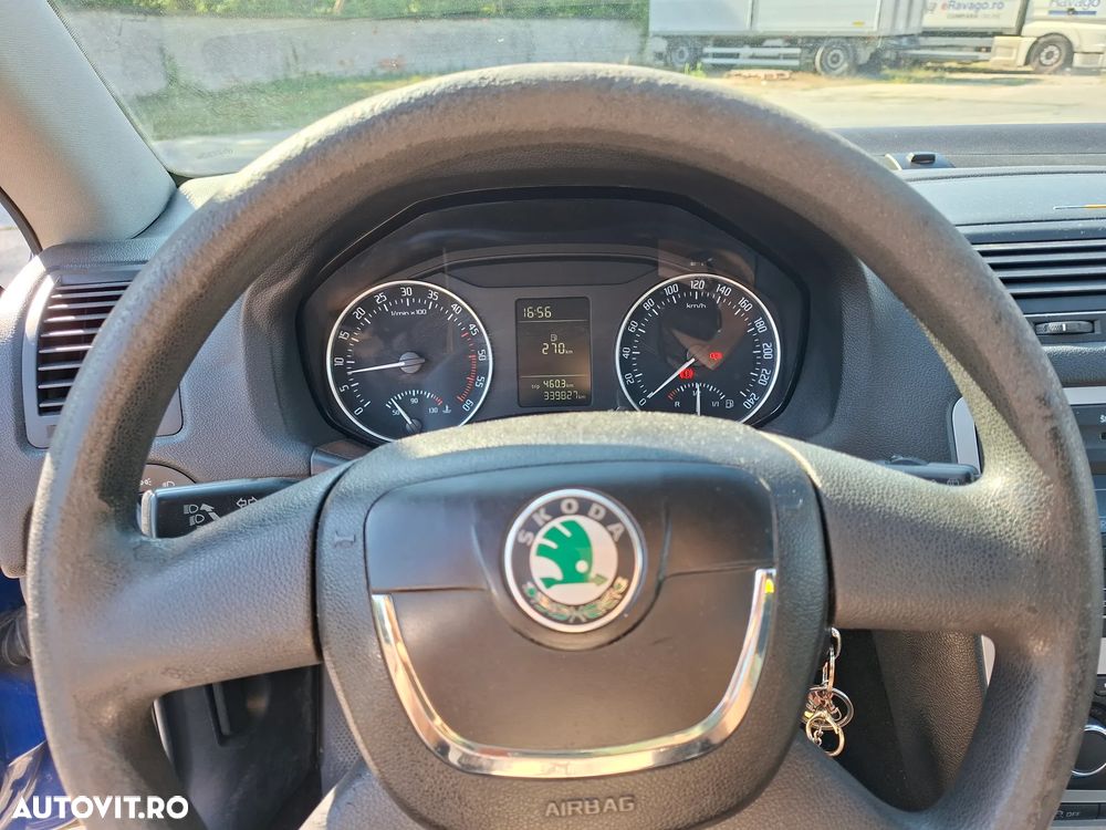 Skoda Octavia 1.6 TDI ELEGANCE - 10
