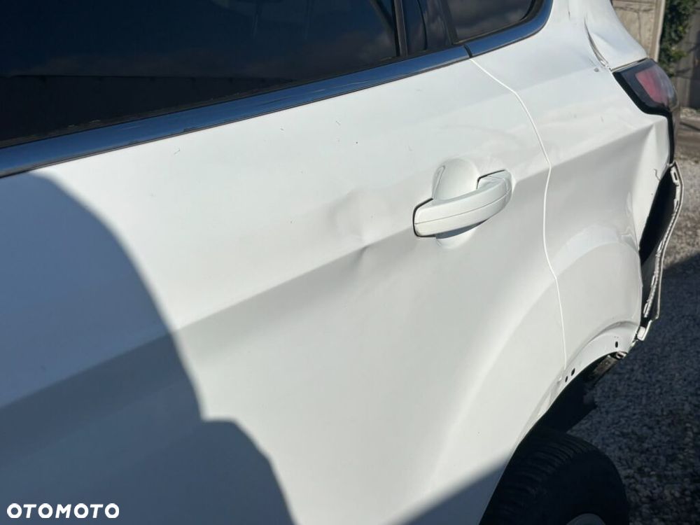 Ford Kuga 1.5 EcoBoost 2x4 Trend - 18