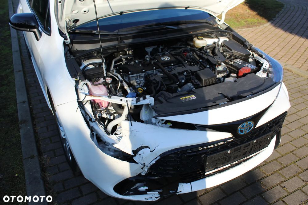 Toyota Corolla 1.8 Black&White - 27