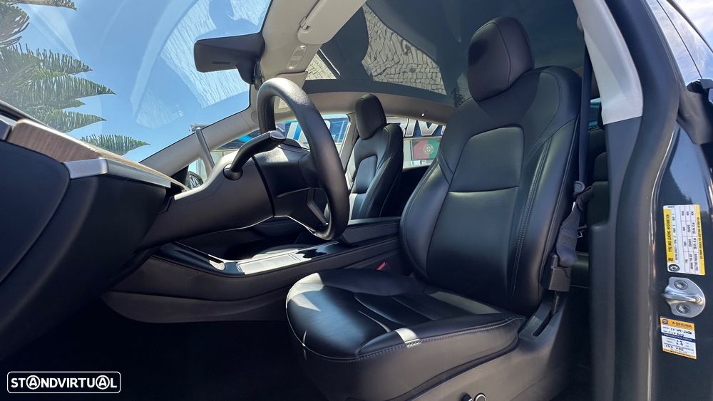 Tesla Model Y Long Range Tração Integral - 23