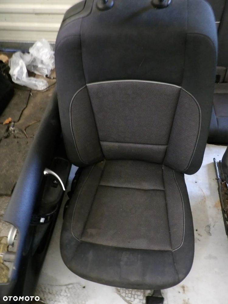 BMW - E81,X1 - FOTELE , KANAPA , BOCZKI - OGRZEWANE - KOMPLET - 3
