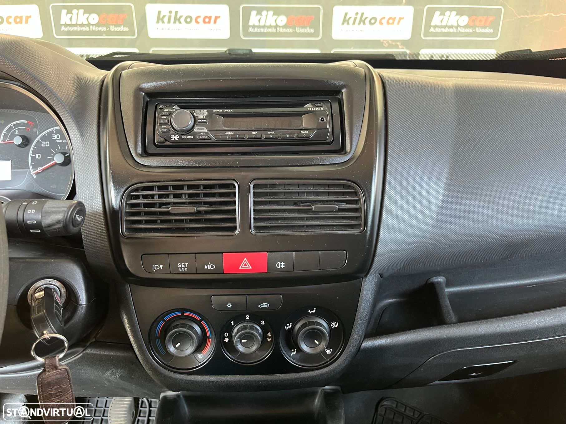 Fiat Doblo Outro - 20