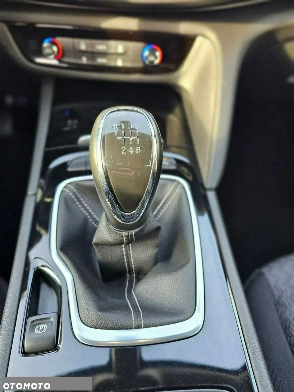 Opel Insignia - 22