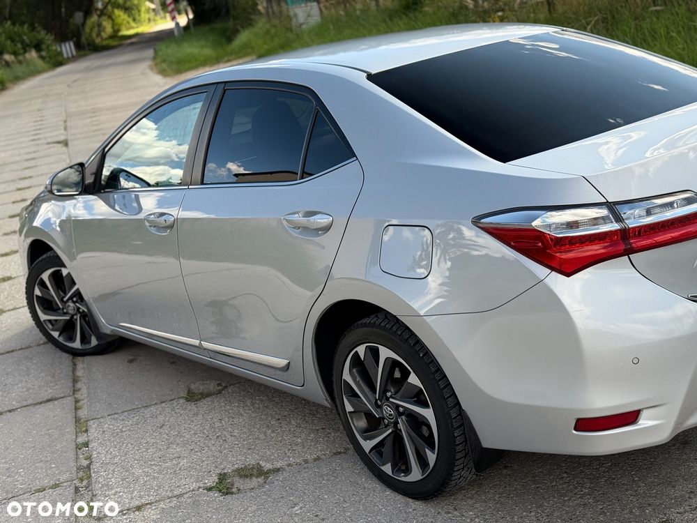 Toyota Corolla 1.6 Comfort - 21