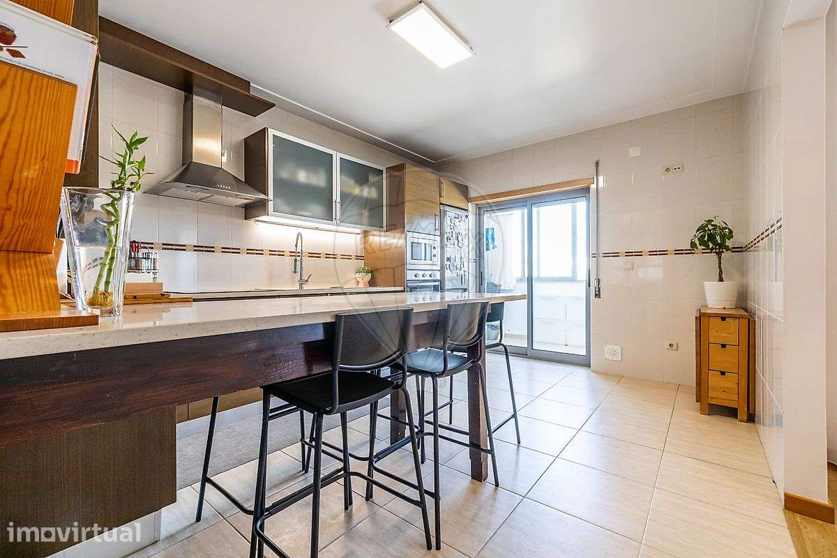 Apartamento T4 para venda - Grande imagem: 5/23