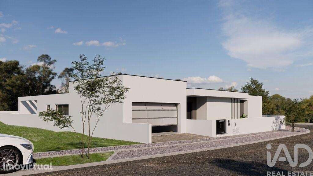 Casa / Villa T4 em Nadadouro de 230,00 m2 - Grande imagem: 3/26