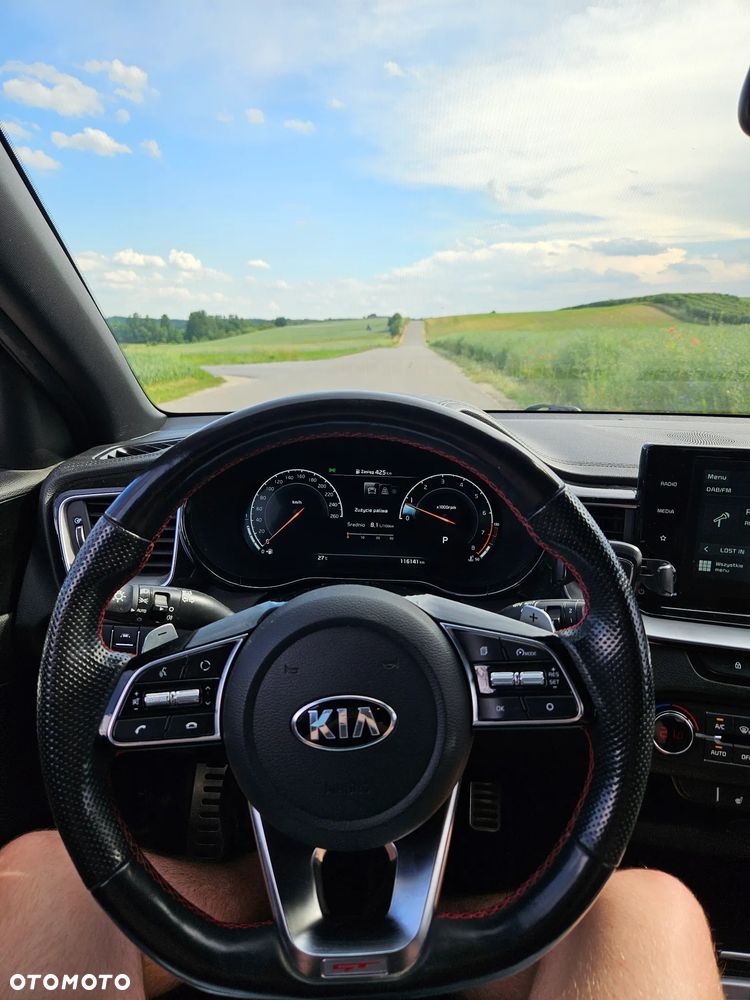 Kia Ceed 1.6 T-GDI GT DCT - 22
