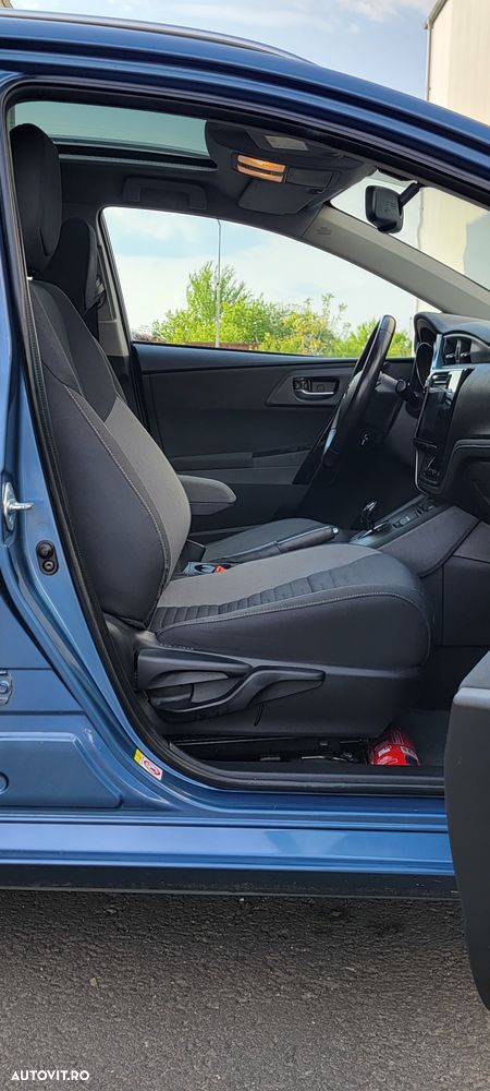 Toyota Auris - 10