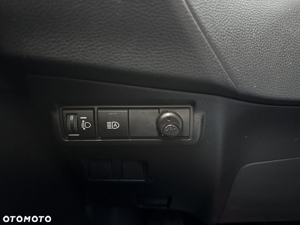 Toyota Corolla Cross - 21