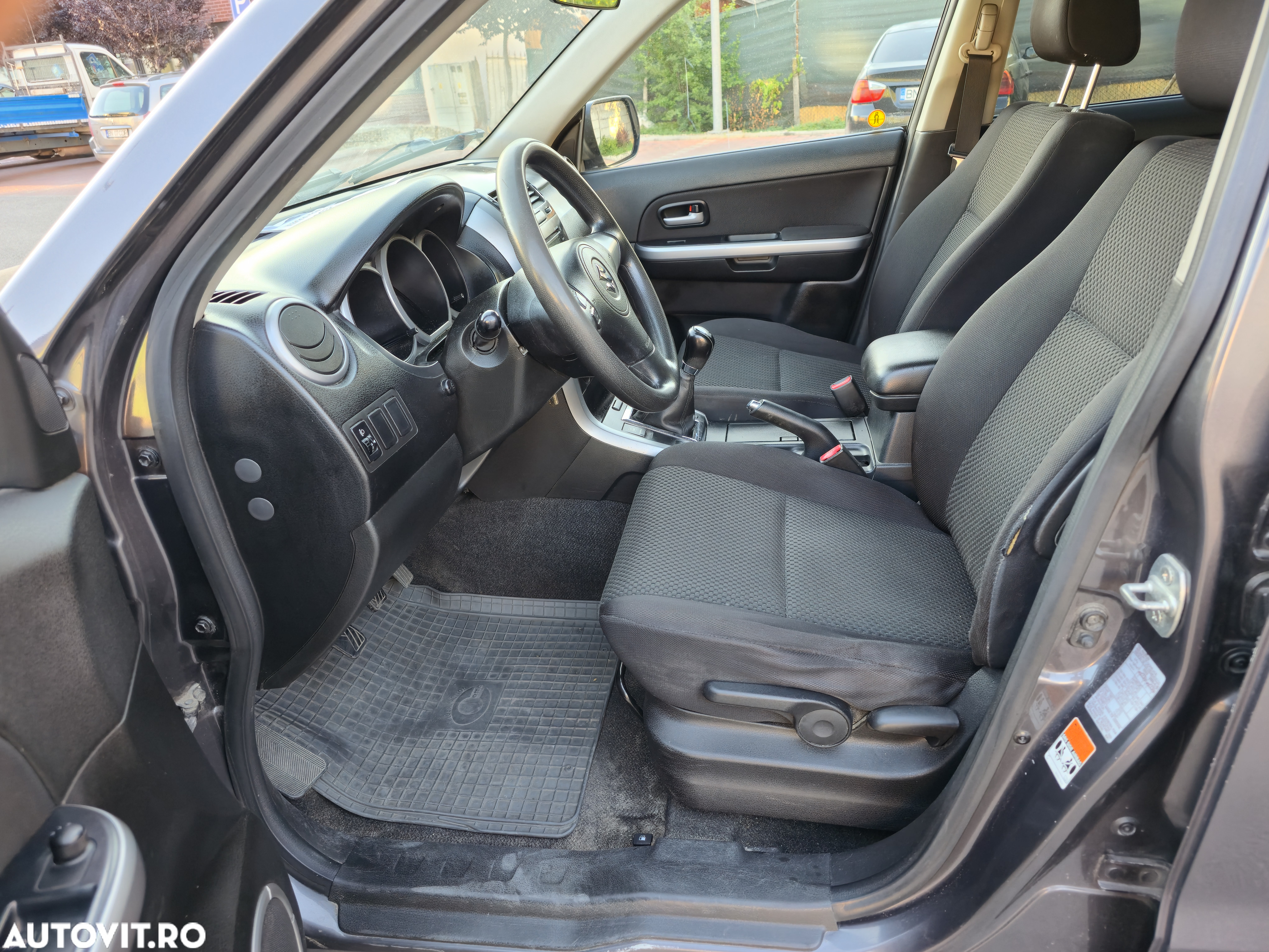 Suzuki Grand Vitara 1.9 DDiS Club - 6