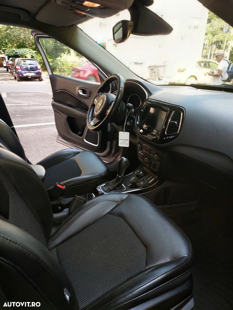 Jeep Compass 2.0 M-Jet 4x4 AT Limited - 3