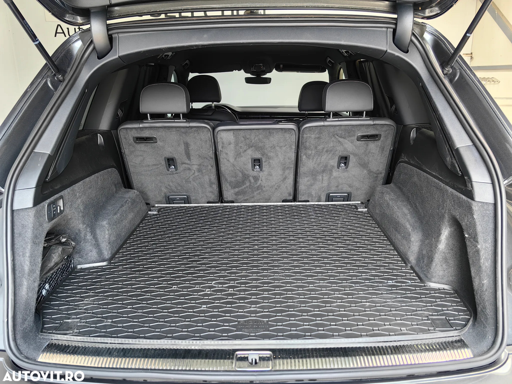 Audi Q7 3.0 55 TFSI quattro Tiptronic S Line - 16
